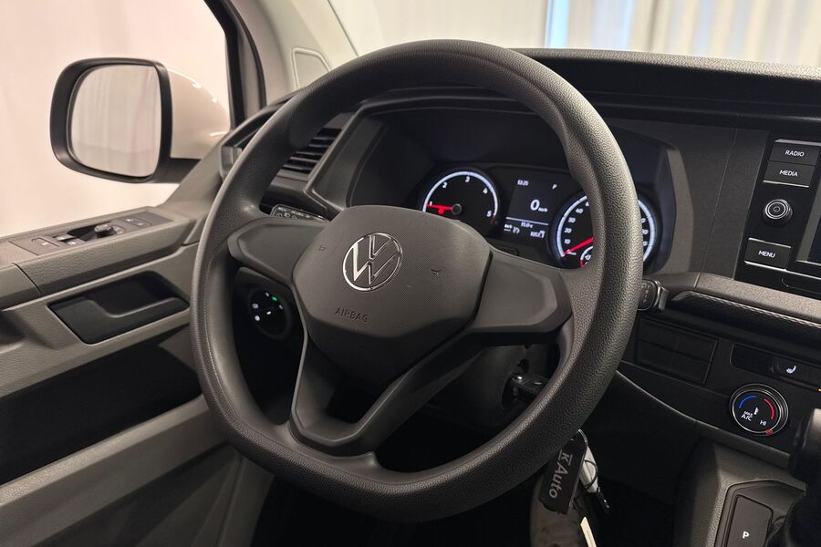 Volkswagen Caravelle vaihtoauto