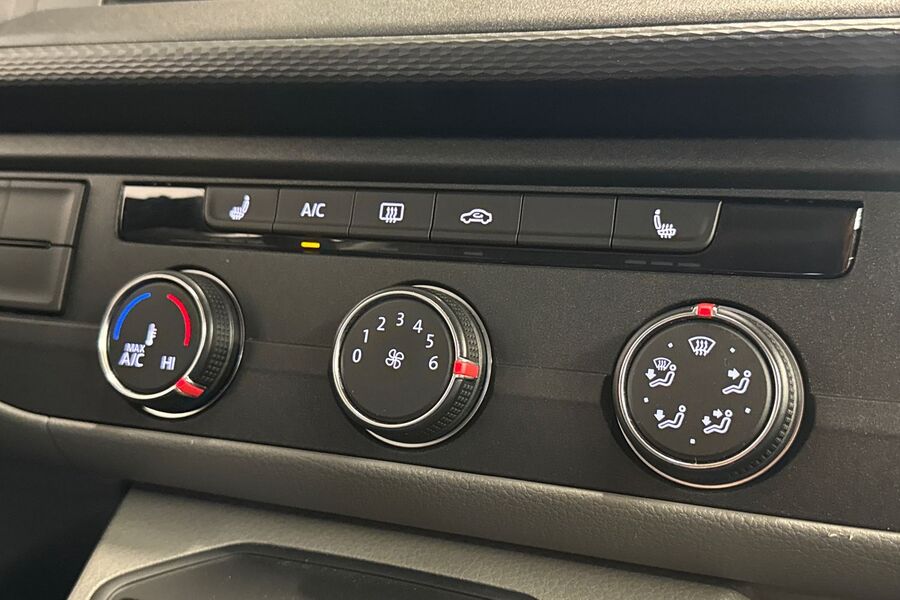 Volkswagen Caravelle vaihtoauto