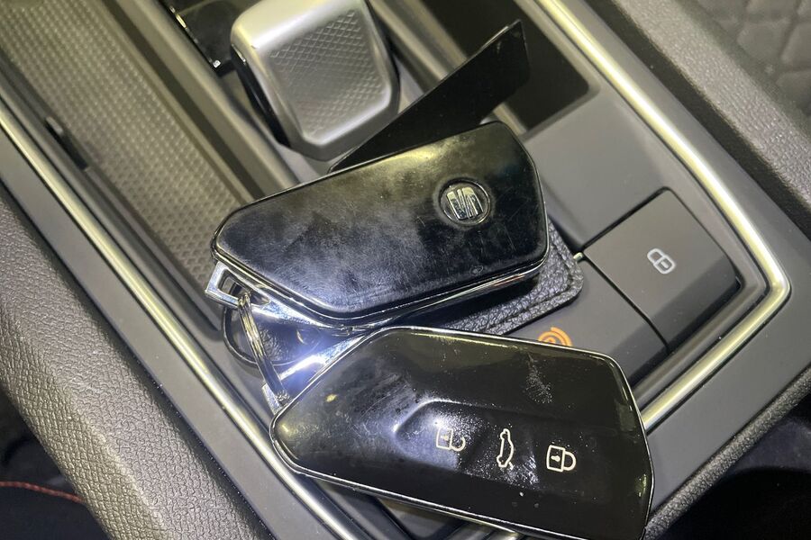 SEAT Leon vaihtoauto