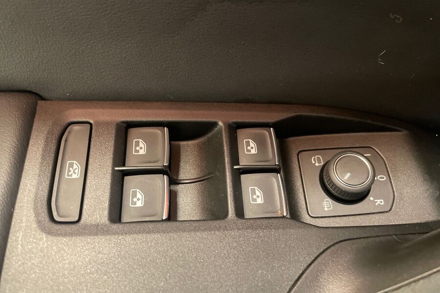 SEAT Leon vaihtoauto