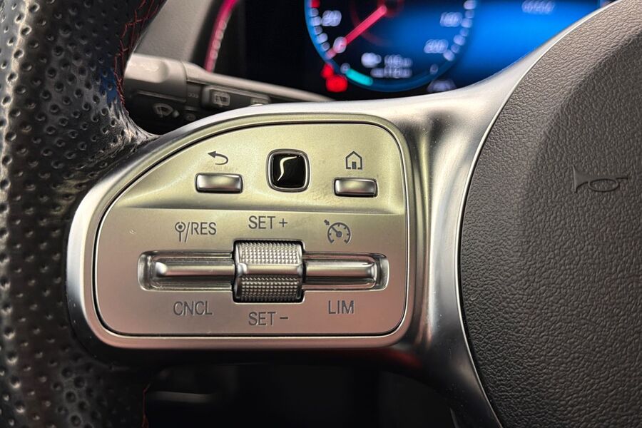 Mercedes-Benz EQB vaihtoauto