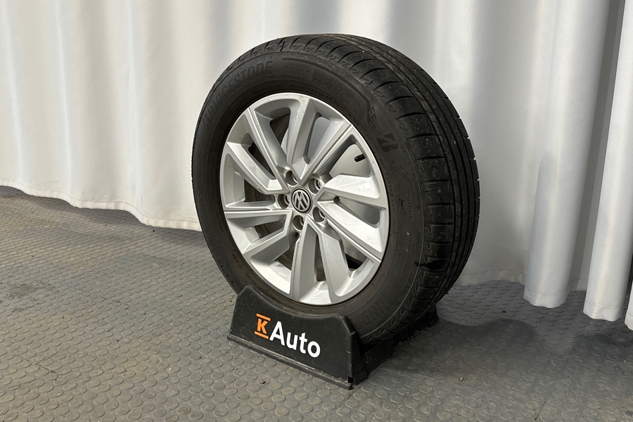 Volkswagen T-Cross vaihtoauto