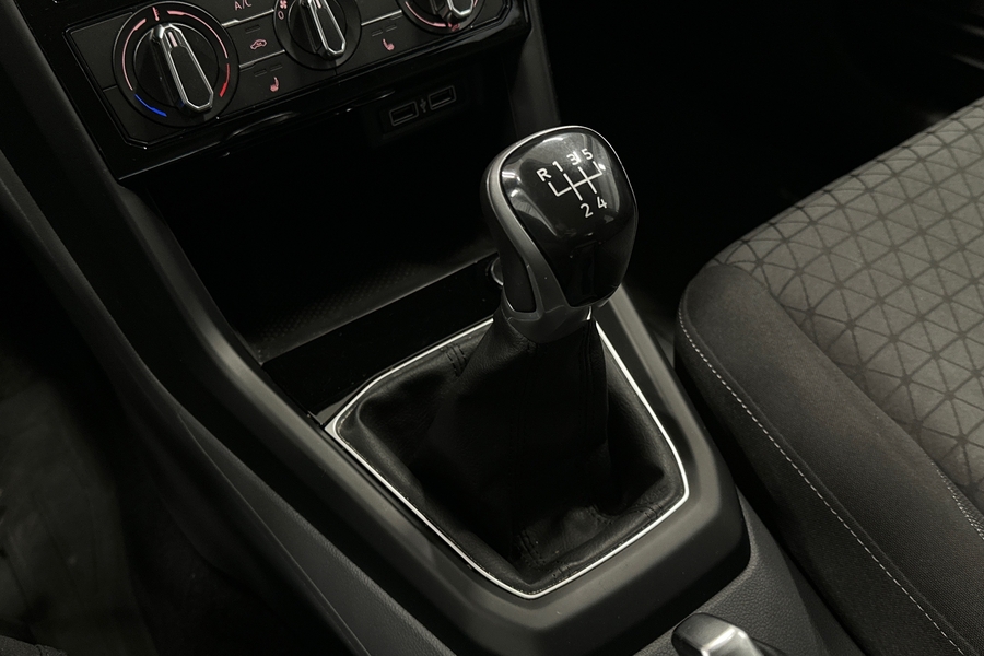 Volkswagen T-Cross vaihtoauto