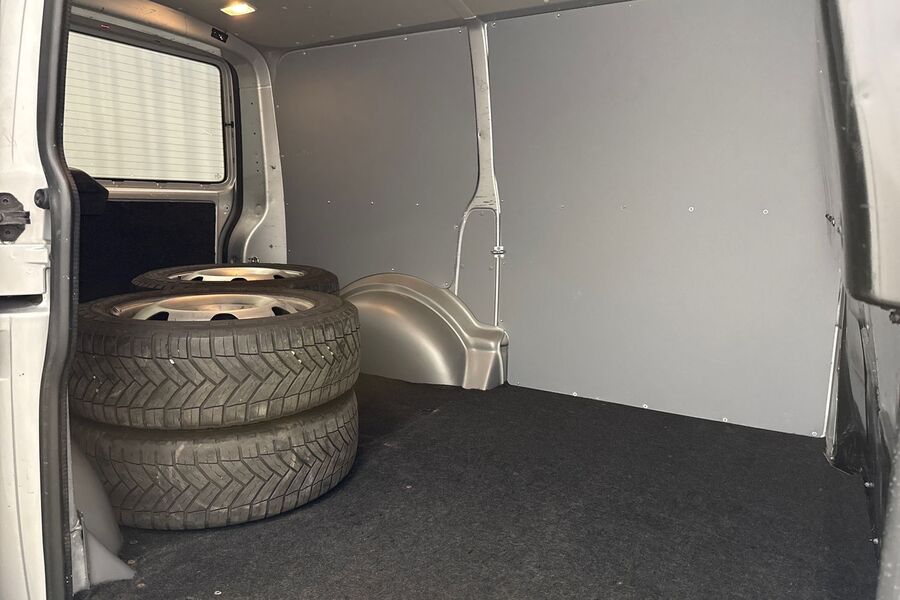 Volkswagen Transporter vaihtoauto