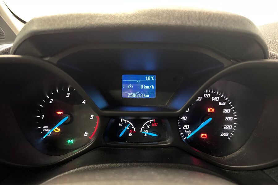 Ford Transit Connect vaihtoauto