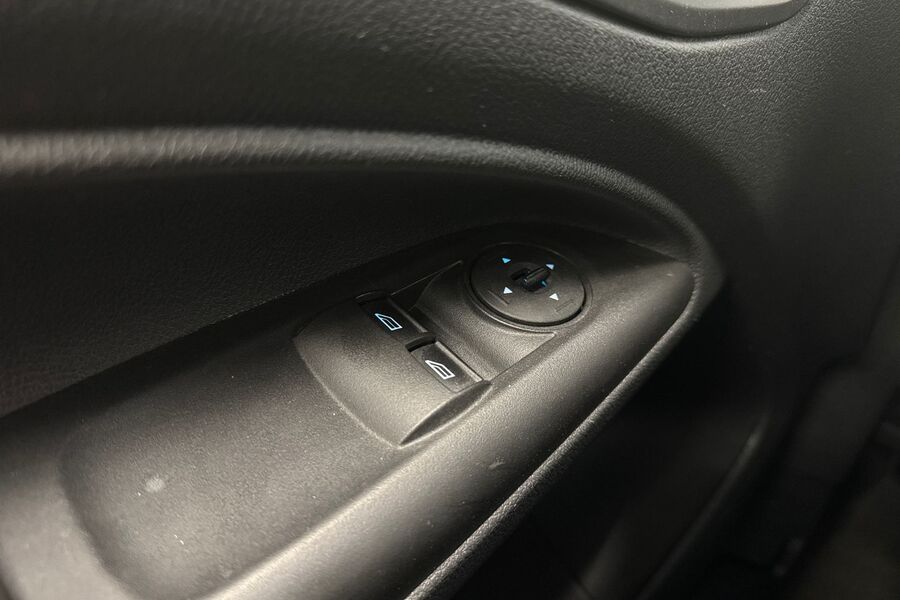 Ford Transit Connect vaihtoauto