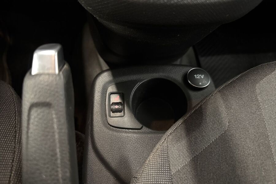 Ford Transit Connect vaihtoauto