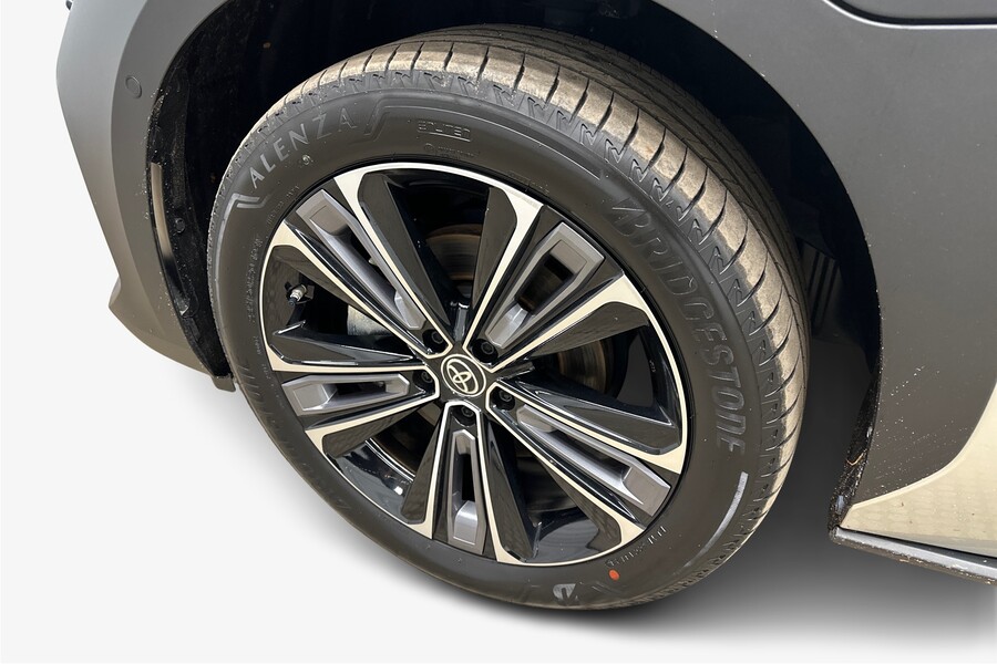 Toyota bZ4X vaihtoauto