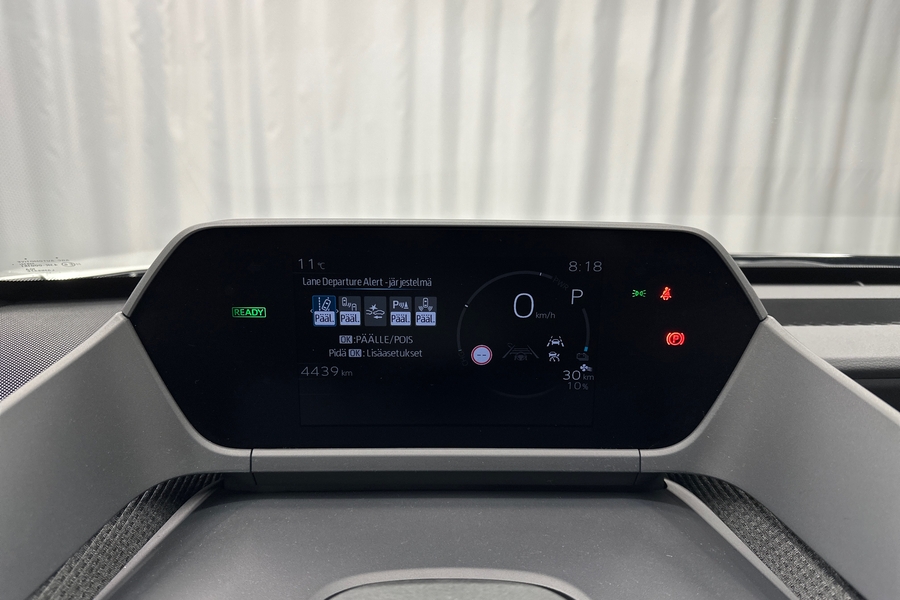 Toyota bZ4X vaihtoauto