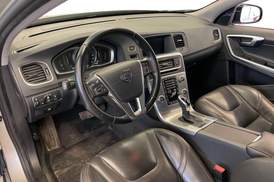 Volvo V60 Cross Country vaihtoauto