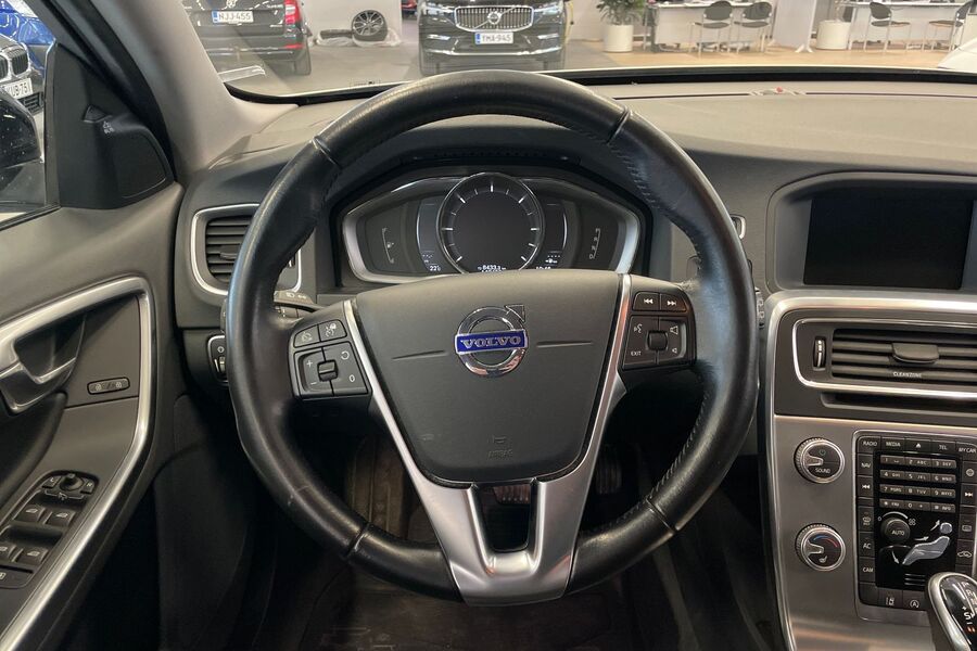 Volvo V60 Cross Country vaihtoauto