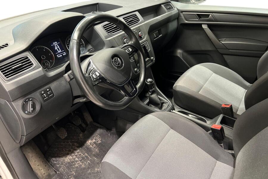 Volkswagen Caddy Maxi vaihtoauto