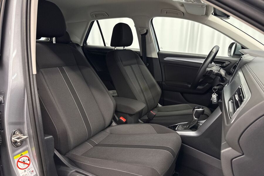 Volkswagen T-Roc vaihtoauto