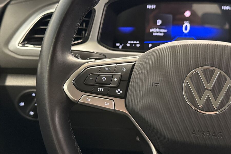 Volkswagen T-Roc vaihtoauto