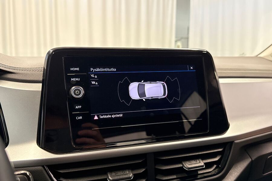 Volkswagen T-Roc vaihtoauto