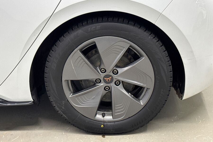 Cupra Born vaihtoauto