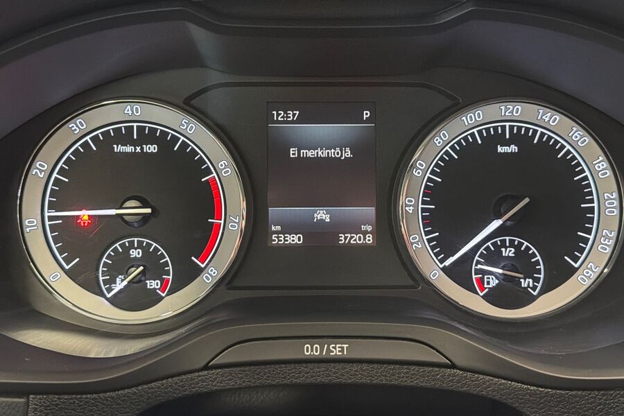 Skoda Karoq vaihtoauto