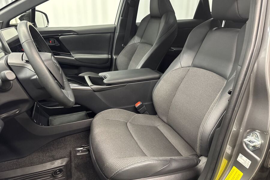 Toyota bZ4X vaihtoauto