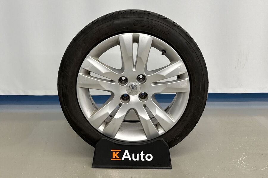 Peugeot 5008 vaihtoauto