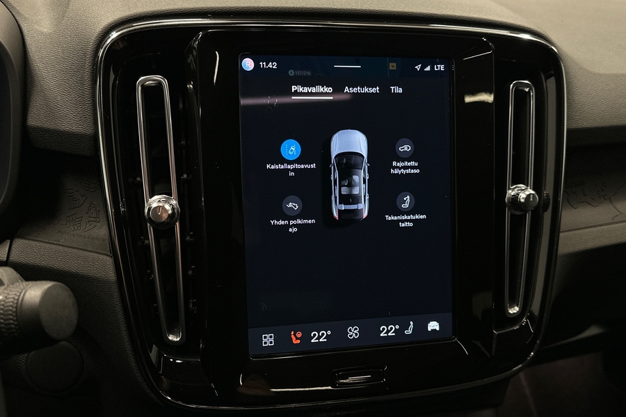 Volvo C40 vaihtoauto