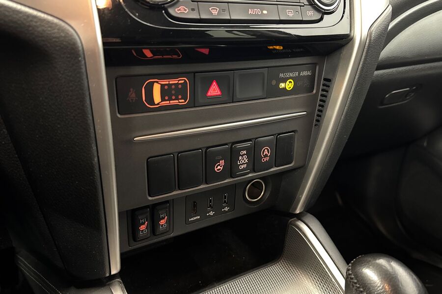 Mitsubishi L200 vaihtoauto