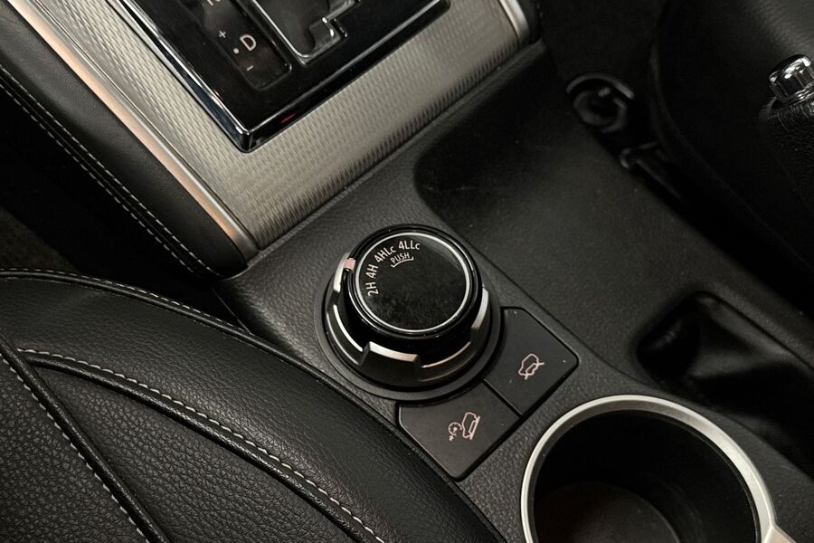 Mitsubishi L200 vaihtoauto