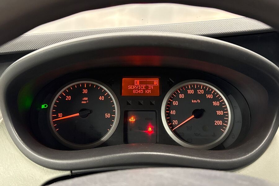 Opel Vivaro vaihtoauto