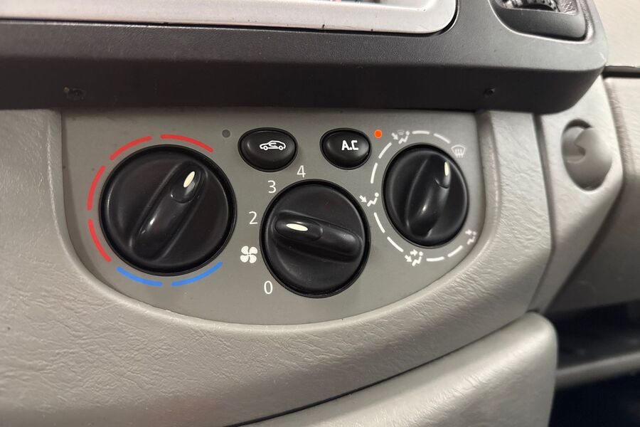 Opel Vivaro vaihtoauto