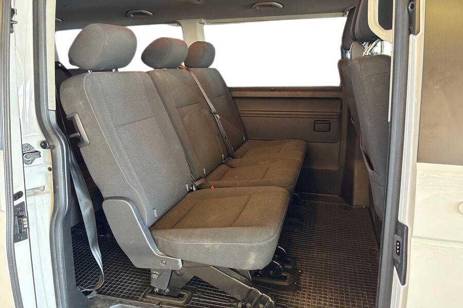 Volkswagen Caravelle vaihtoauto