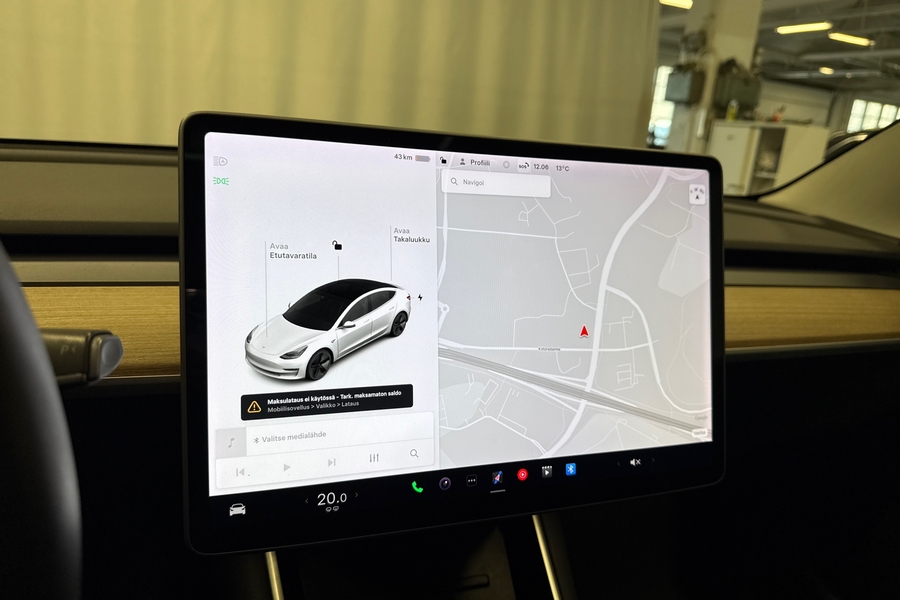 Tesla Model 3 vaihtoauto