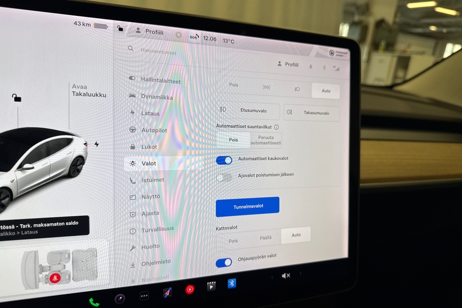 Tesla Model 3 vaihtoauto