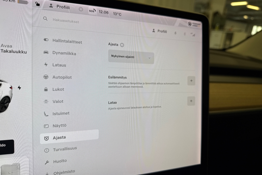 Tesla Model 3 vaihtoauto