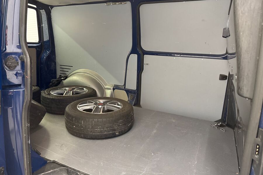 Volkswagen Transporter vaihtoauto