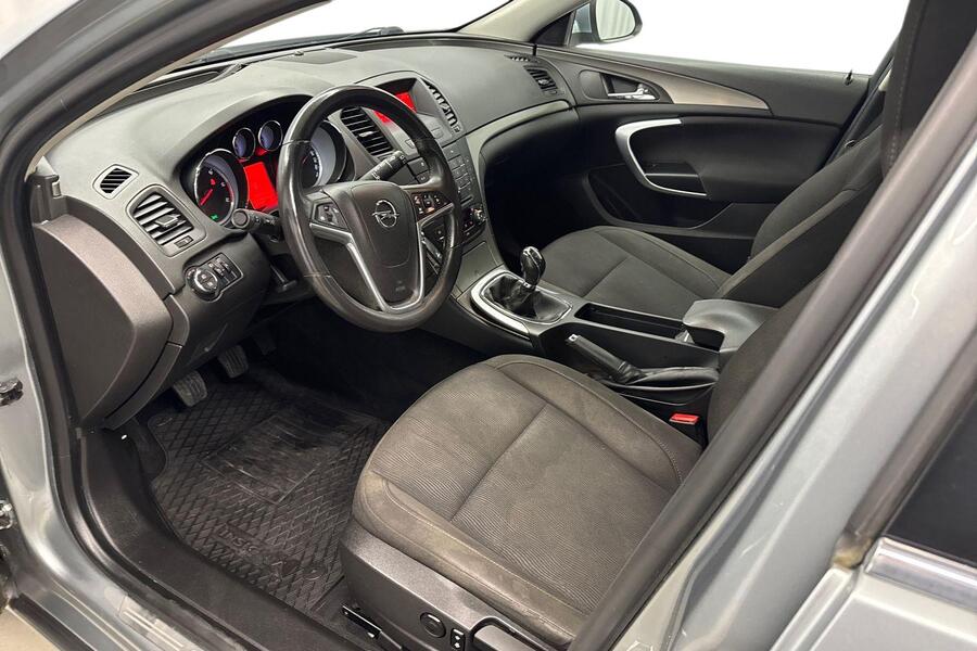 Opel Insignia vaihtoauto