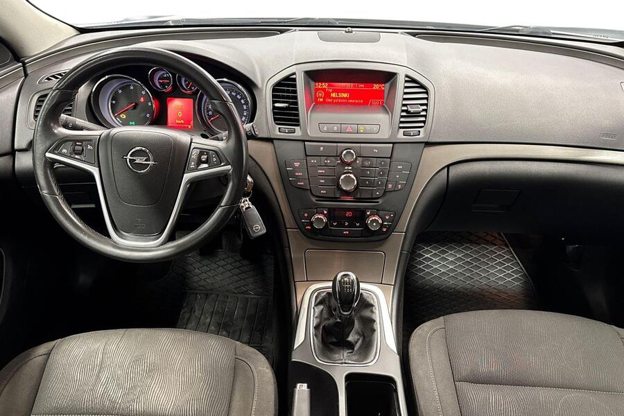 Opel Insignia vaihtoauto