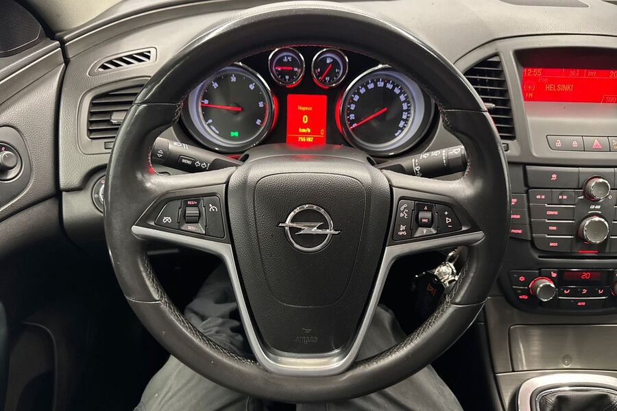 Opel Insignia vaihtoauto