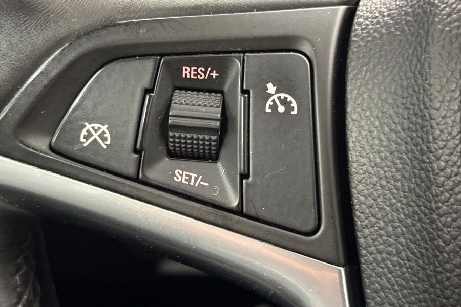 Opel Insignia vaihtoauto