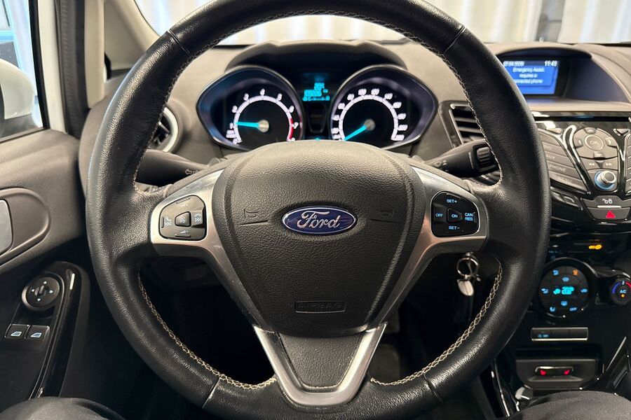 Ford Fiesta vaihtoauto