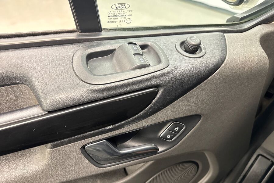 Ford Transit Custom vaihtoauto