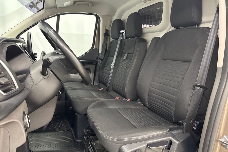 Ford Transit Custom vaihtoauto