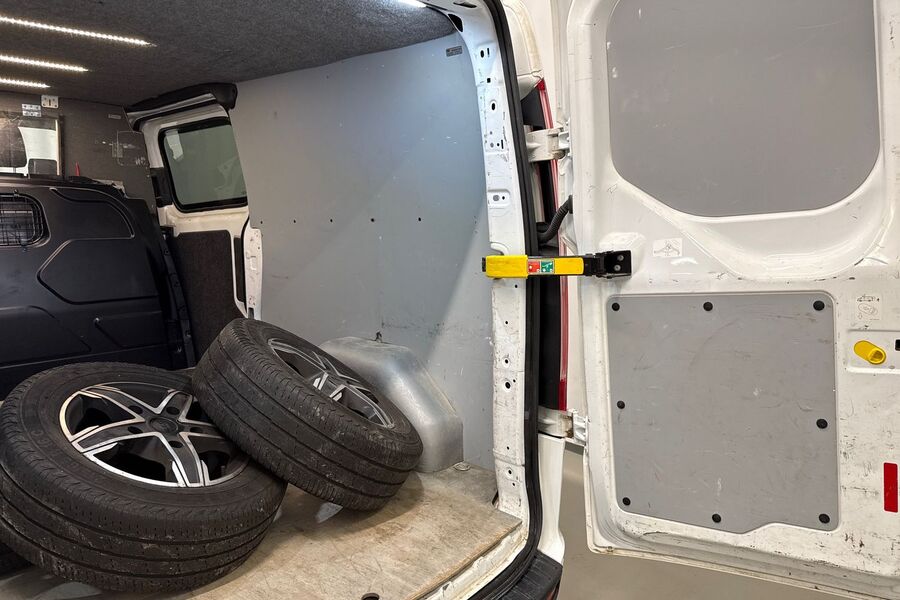 Ford Transit Custom vaihtoauto