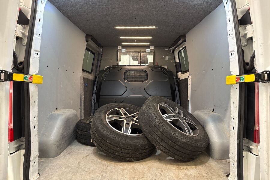 Ford Transit Custom vaihtoauto