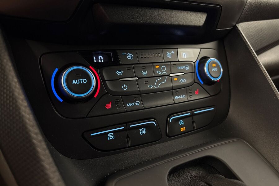 Ford Transit Connect vaihtoauto