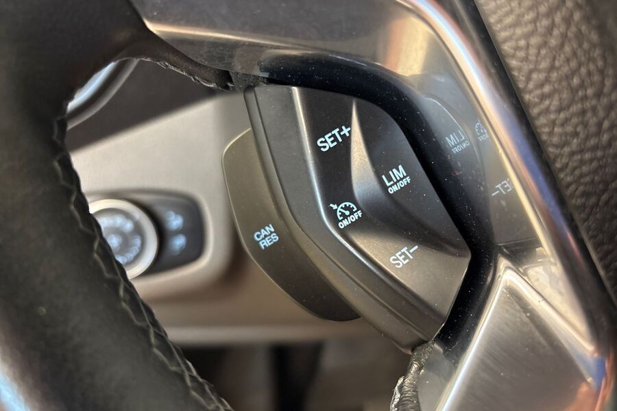 Ford Transit Connect vaihtoauto