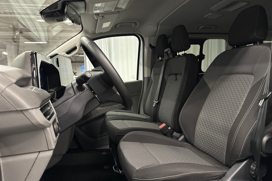 Volkswagen Caravelle vaihtoauto