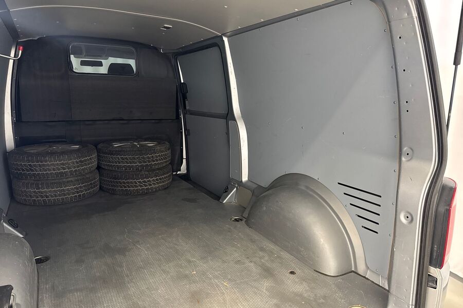 Volkswagen Transporter vaihtoauto