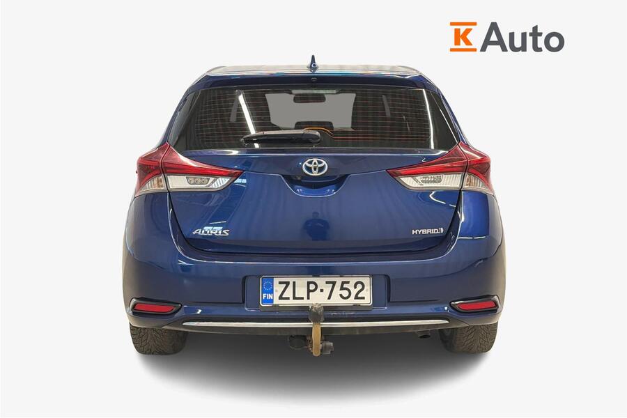Toyota Auris vaihtoauto