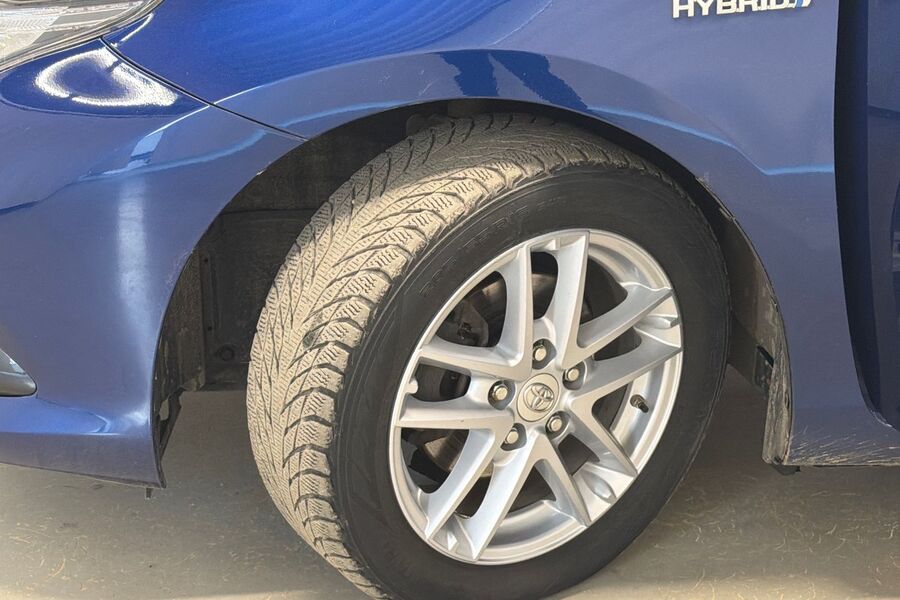 Toyota Auris vaihtoauto