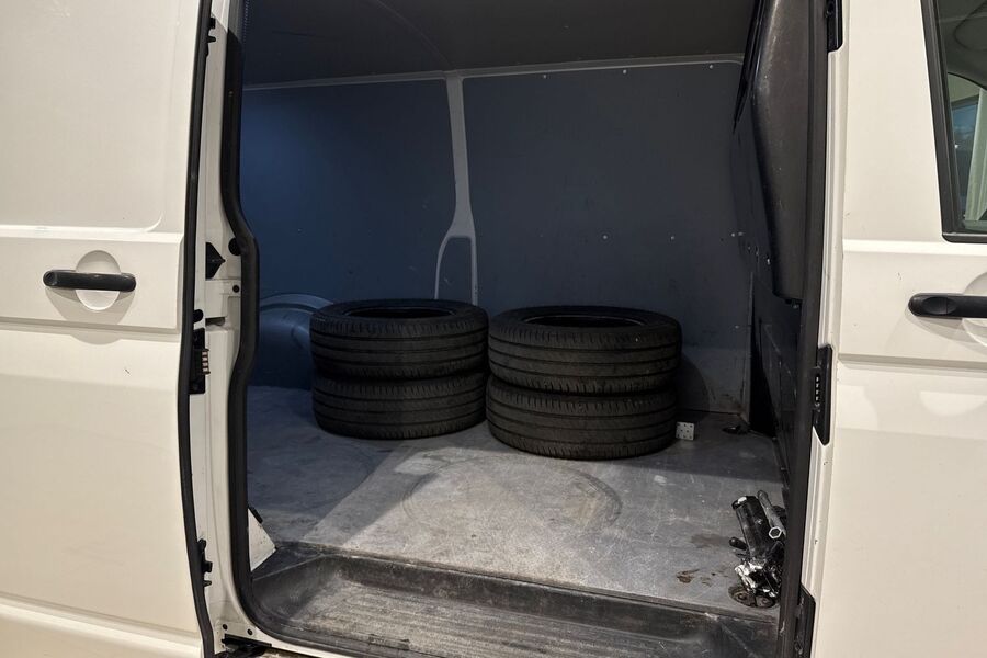 Volkswagen Transporter vaihtoauto