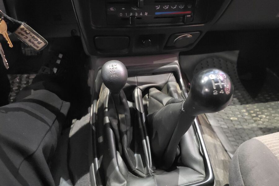 Nissan Pick-up vaihtoauto